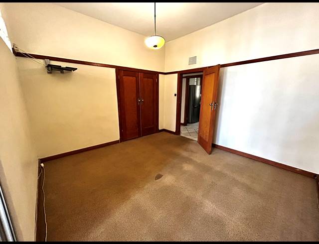 2 BEDROOM APARTMENT FOR SALE IN HOUGHTON ESTATE